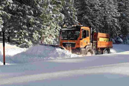 Kar NO Strasendienst 1