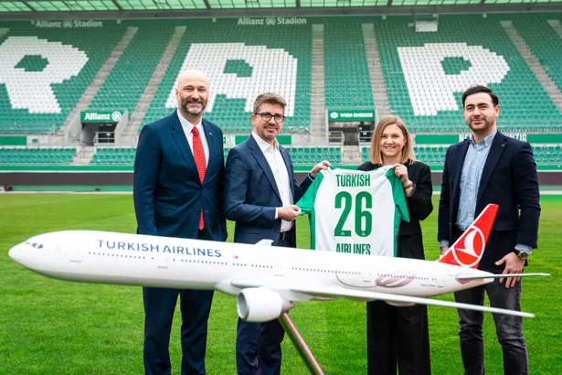 Turkish Airlines x SCR 04.02.26 Daniela Bauer © SK Rapid Widner 0004
