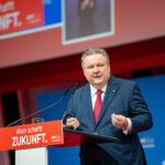 55229353494 30e1752dff c