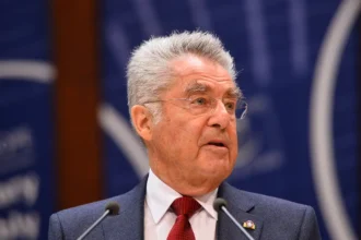 Heinz Fischer AA 4