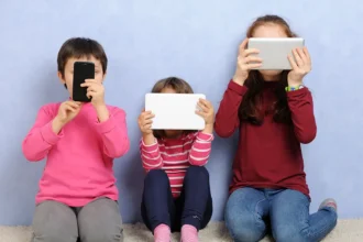Cocuk Telefon Envato